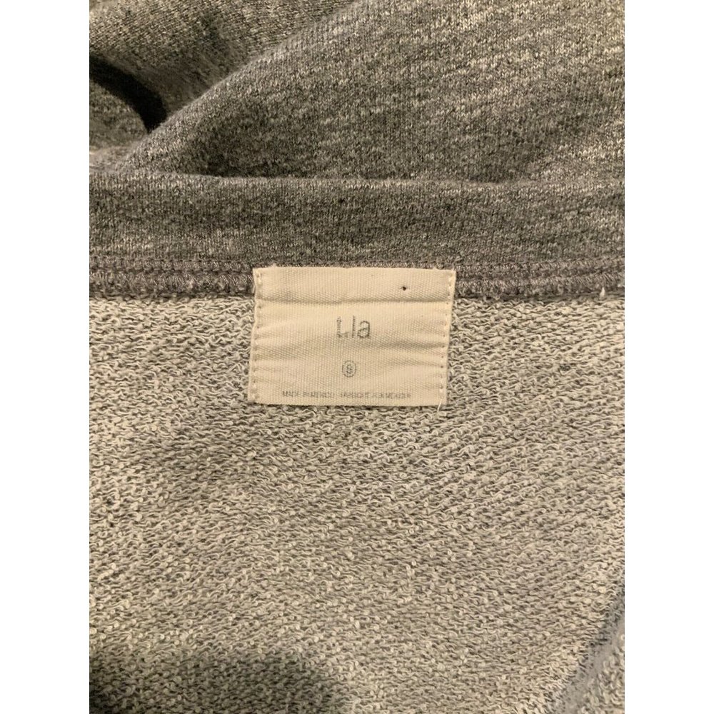 T. la Anthropologie Gray Sweatshirt w/ Black Velvet Flower Detail, Size Small - Picture 6 of 6